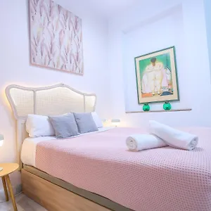 https://malaga-dreams-oldtown.es-andalucia.com